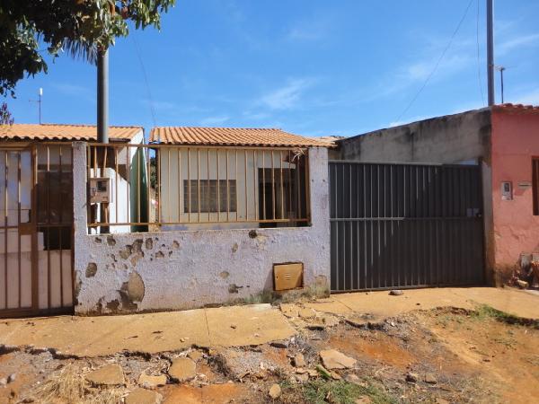 Casa - Venda, PARQUE ESTRELA DALVA X, LUZIANIA, GO