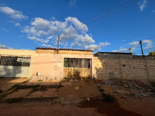 Casa - Venda, PARQUE ESTRELA DALVA XI, SANTO ANTONIO DO DESCOBERTO, GO