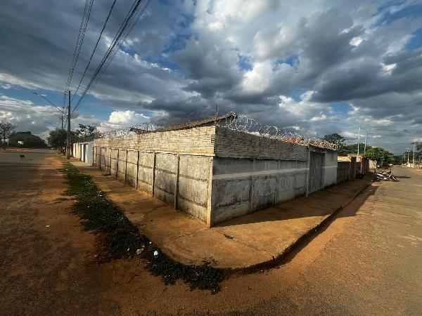 Casa - Venda, VARZEA DA PALMA, MG